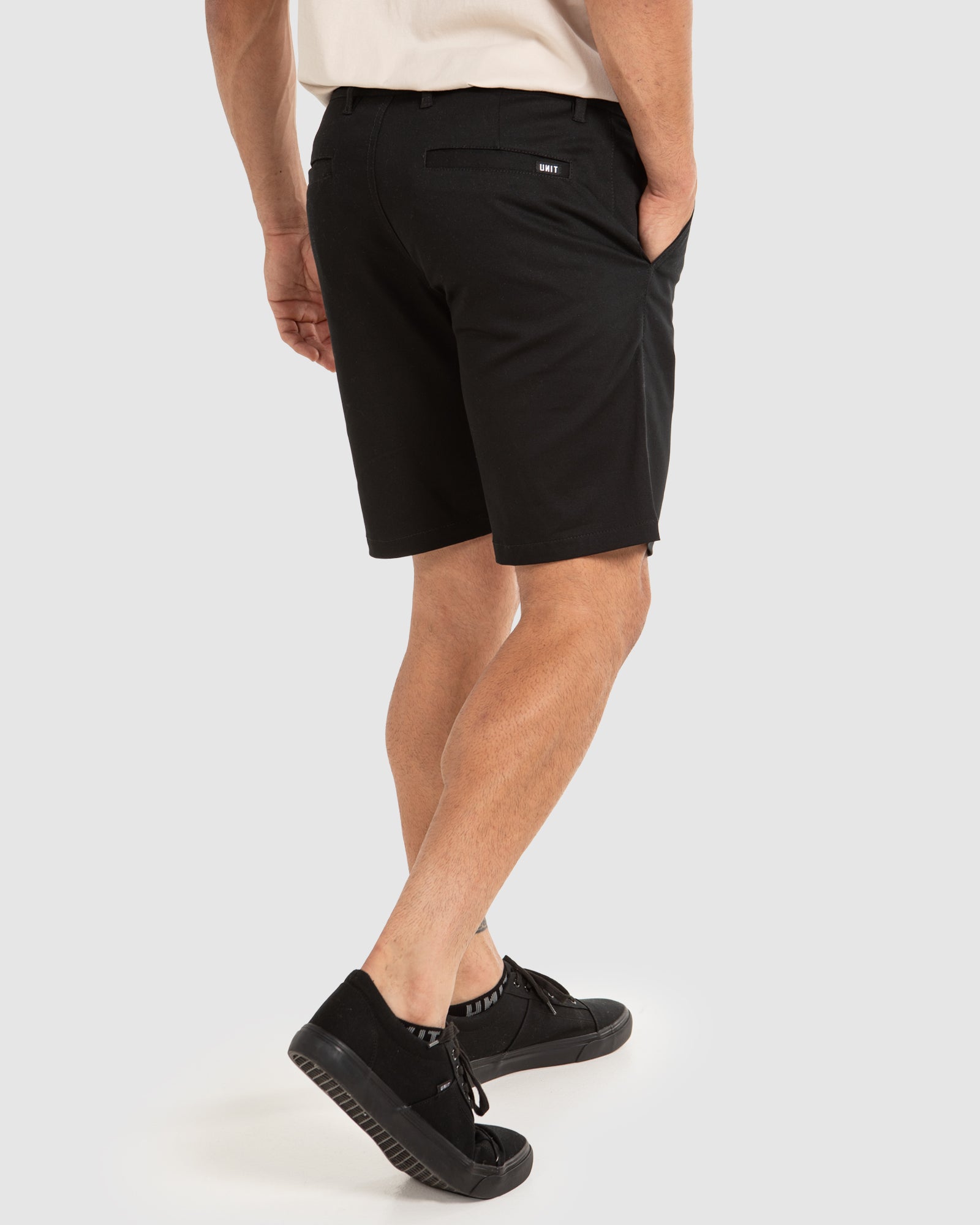 UNIT Mens Stable 19" Chino Shorts